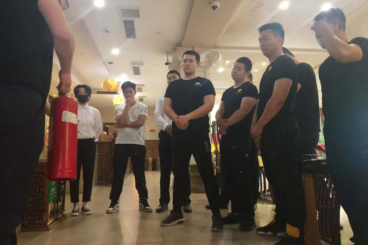 台湾雇佣私人保镖可以进行正当防卫吗？
